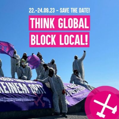 22.-24.09.23 - Save the date! Think global block local! Menschen in weißen Anzügen mit lilafarbenen Bannern und das Ende Gelände Logo